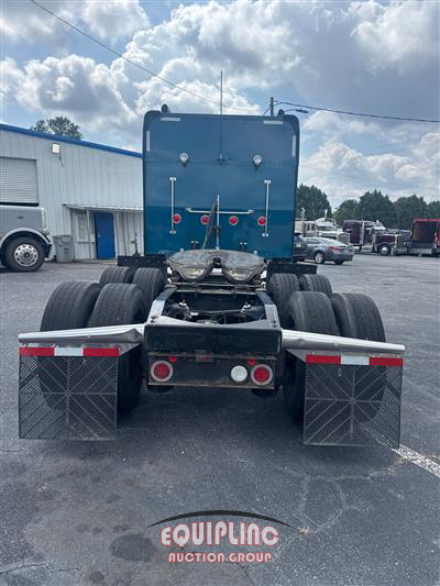 2019 Peterbilt 389 T/A 6X4 SLEEPER TRUCK TRAC