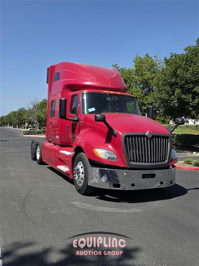 2020 International LT625