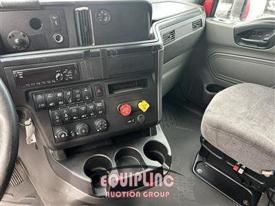 2020 International LT625