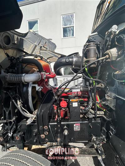 2014 Mack Pinnacle