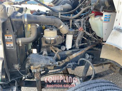 2005 Kenworth T300 4X2 S/A DAY CAB TOTER TRU