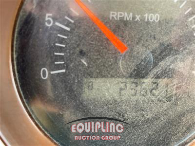 2005 Kenworth T300 4X2 S/A DAY CAB TOTER TRU