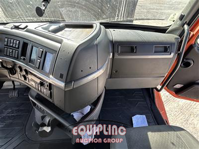 2020 Volvo VNL760 6X4 T/A SLEEPER TRUCK T