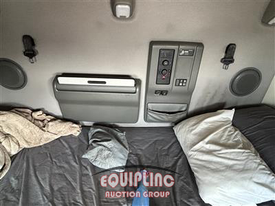 2020 Volvo VNL760 6X4 T/A SLEEPER TRUCK T