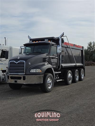 2016 Mack CXU612 TRI/A DUMP TRUCK