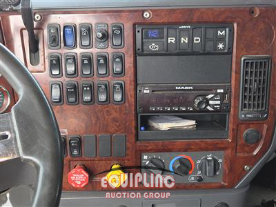 2016 Mack CXU612 TRI/A DUMP TRUCK