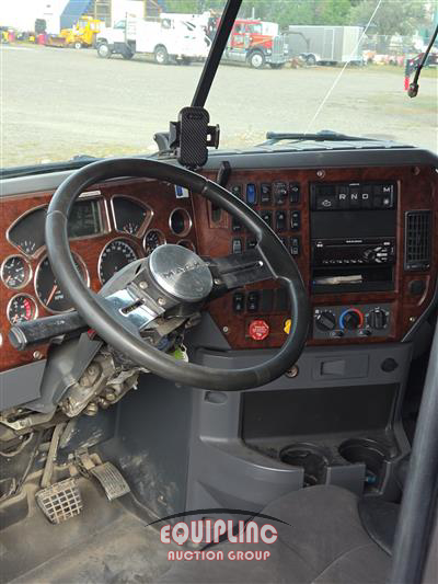 2016 Mack CXU612 TRI/A DUMP TRUCK