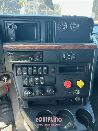 2020 International LT625