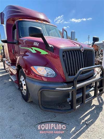 2020 International LT625