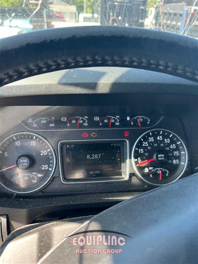 2020 International LT625