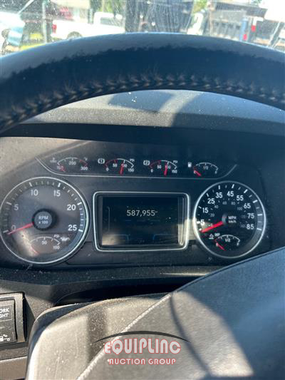 2020 International LT625