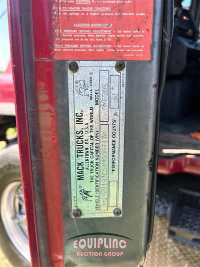 1989 Mack DM