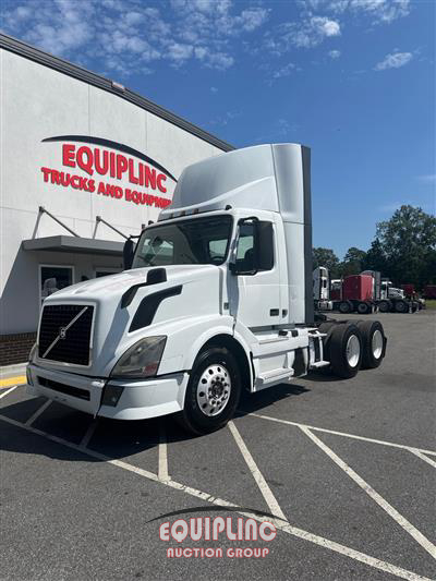 2014 Volvo VNL