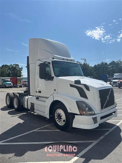 2014 Volvo VNL