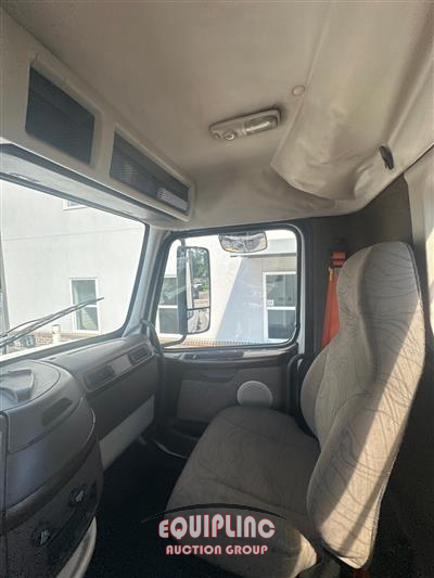 2014 Volvo VNL
