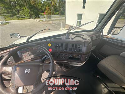 2014 Volvo VNL