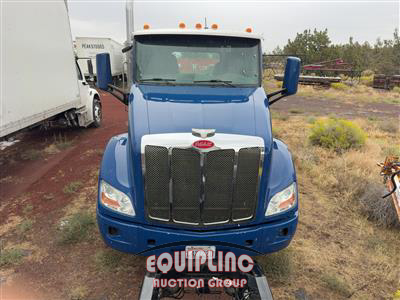 2016 Peterbilt 579 6X4 T/A DAY CAB TRUCK