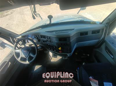2019 Peterbilt 579 6X4 T/A SLEEPER TRUCK TRAC