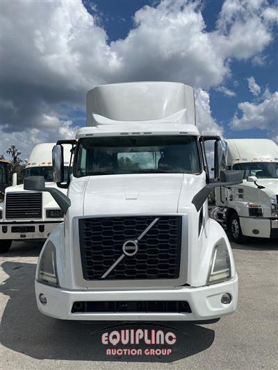 2019 Volvo VNR64T