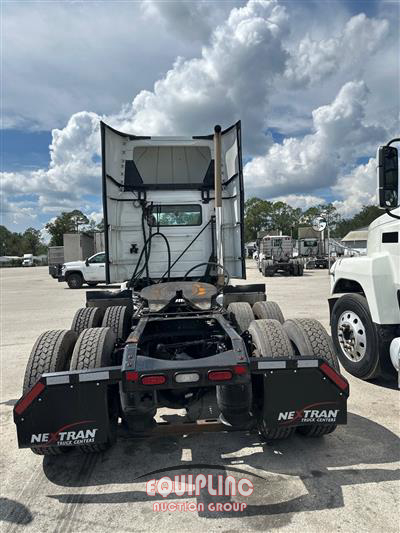 2019 Volvo VNR64T