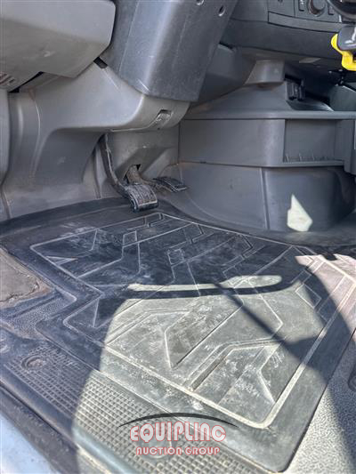 2019 Volvo VNR64T