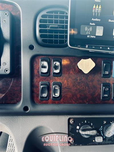 2014 Freightliner M2