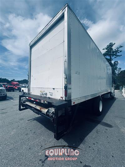 2014 Freightliner M2