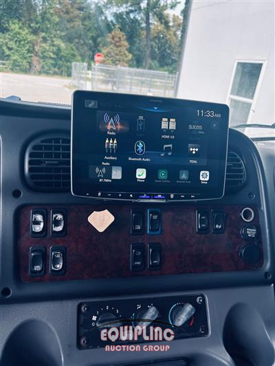 2014 Freightliner M2