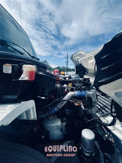 2014 Freightliner M2