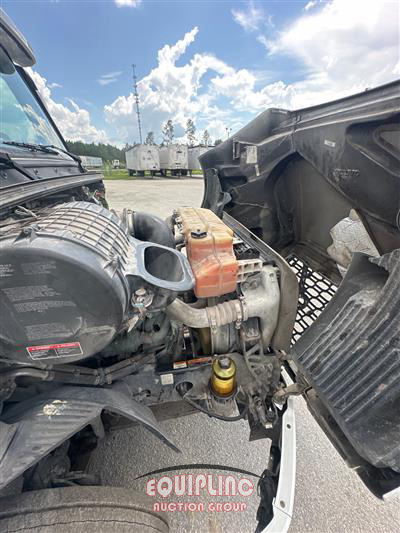 2019 Volvo VNR64T