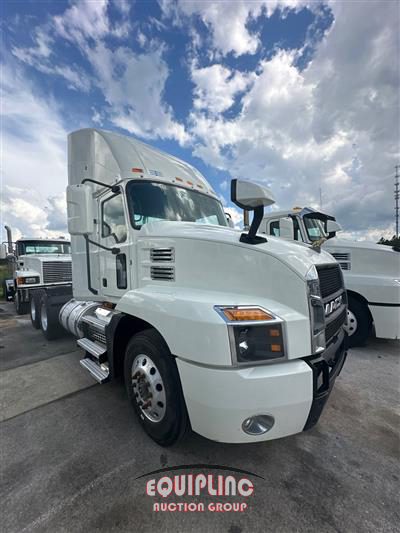 2020 Mack Anthem 64T