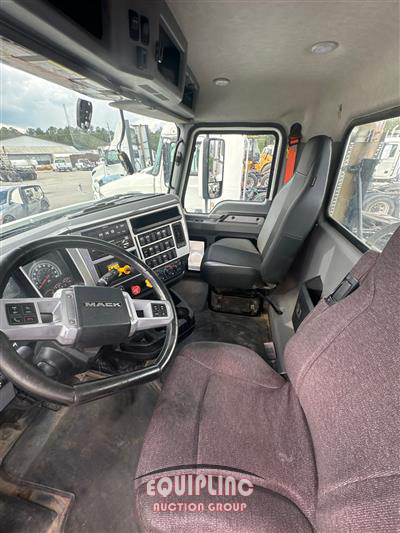 2020 Mack Anthem 64T