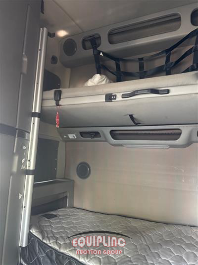 2023 Volvo VNL