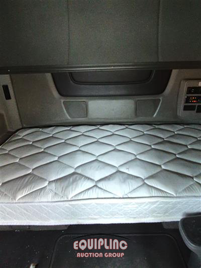2019 International LT625 6X4 T/A SLEEPER TRUCK TR