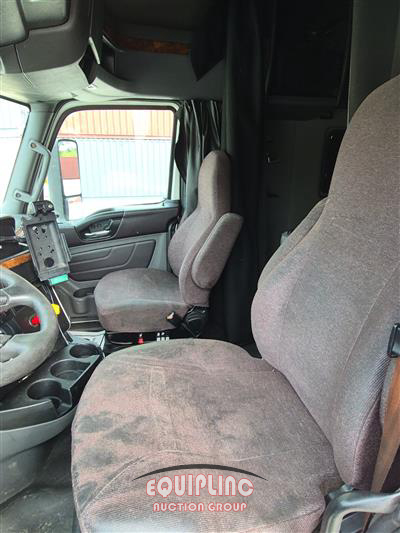2019 International LT625 6X4 T/A SLEEPER TRUCK TR