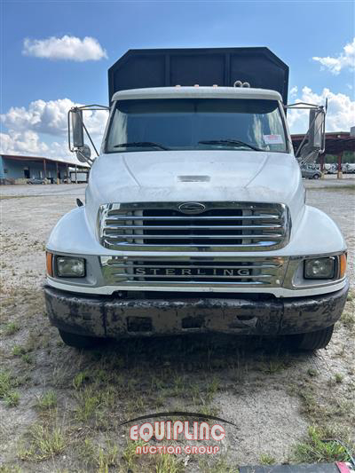 2005 Sterling ACTERRA S/A CHIPPER TRUCK