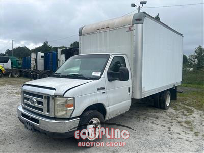 2013 Ford E-350