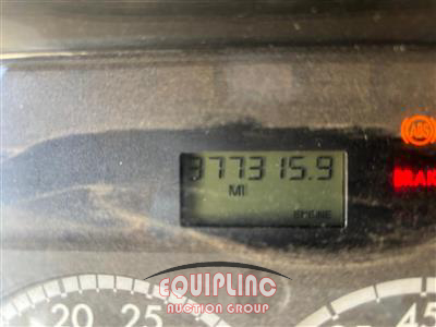 2011 Freightliner M2