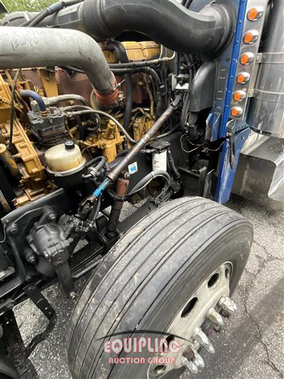 2007 Peterbilt 379 6X4 T/A SLEEPER TRUCK TRAC