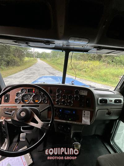 2007 Peterbilt 379 6X4 T/A SLEEPER TRUCK TRAC