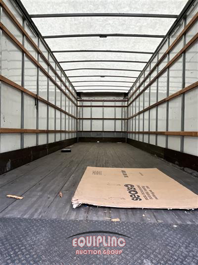 2021 International MV607 4X2 S/A 26FT NON CDL BOX