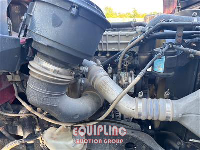 2011 Freightliner M2