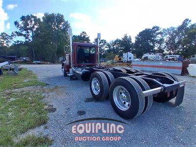 1997 Peterbilt 379 6X4 T/A SLEEPER TRUCK TRAC