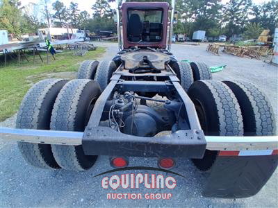 1997 Peterbilt 379 6X4 T/A SLEEPER TRUCK TRAC