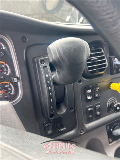 2020 Freightliner M2
