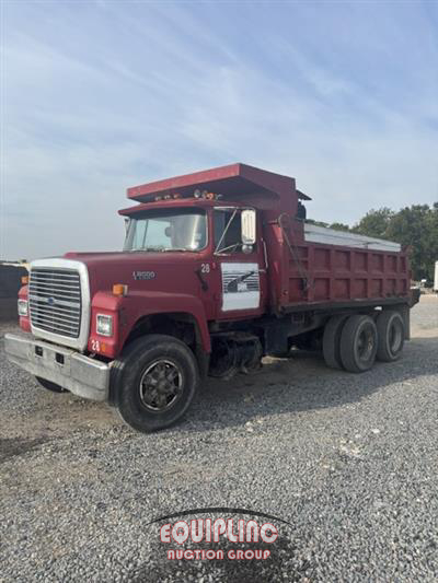 1989 Ford LT8000