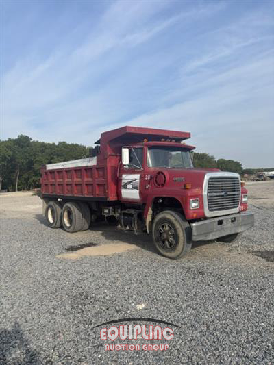 1989 Ford LT8000
