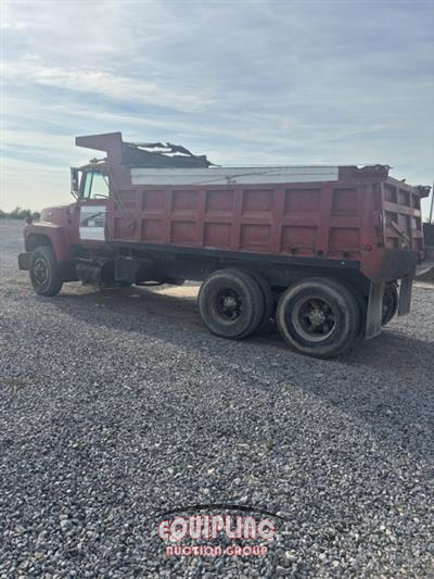 1989 Ford LT8000