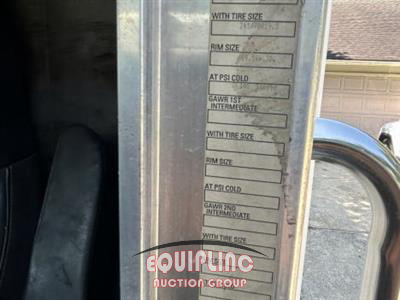 2008 Kenworth T300 4X2 S/A UTILITY SLEEPER W