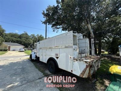 2008 Kenworth T300 4X2 S/A UTILITY SLEEPER W